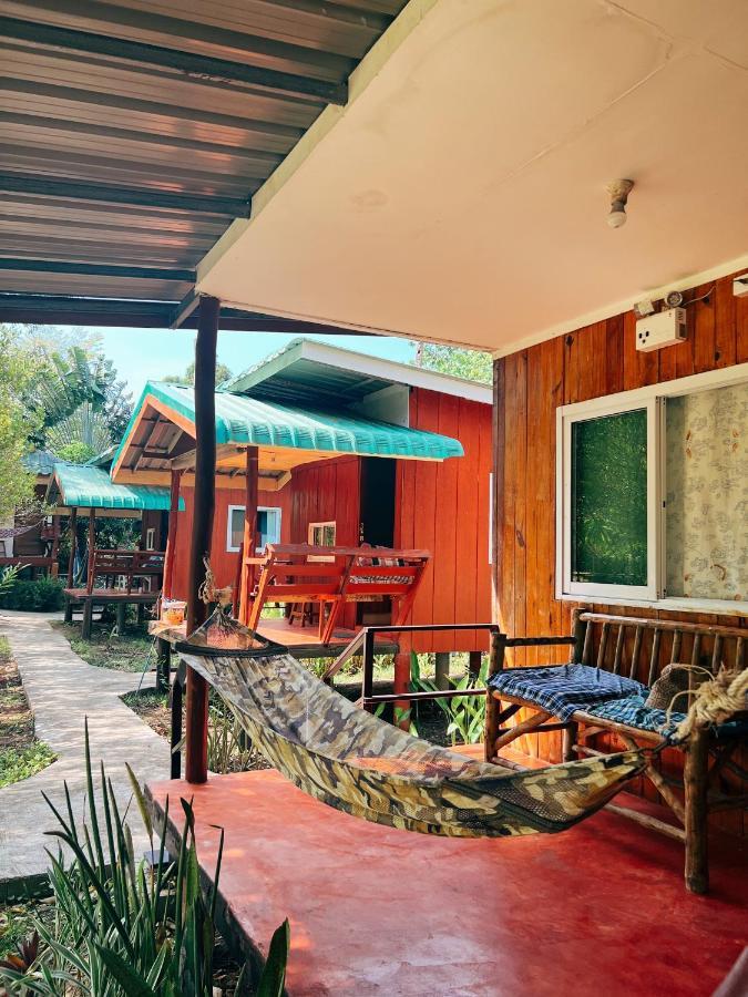 Lonely Groove Hotel Koh Chang Ngoại thất bức ảnh